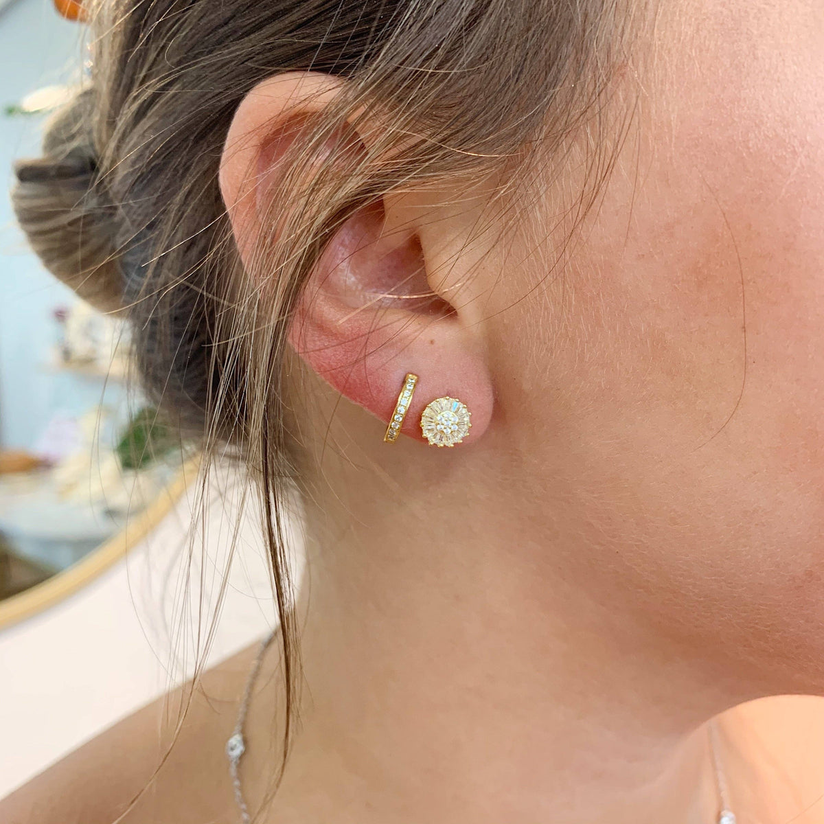 SUNBURST STUDS GOLD: Sunburst Studs Gold