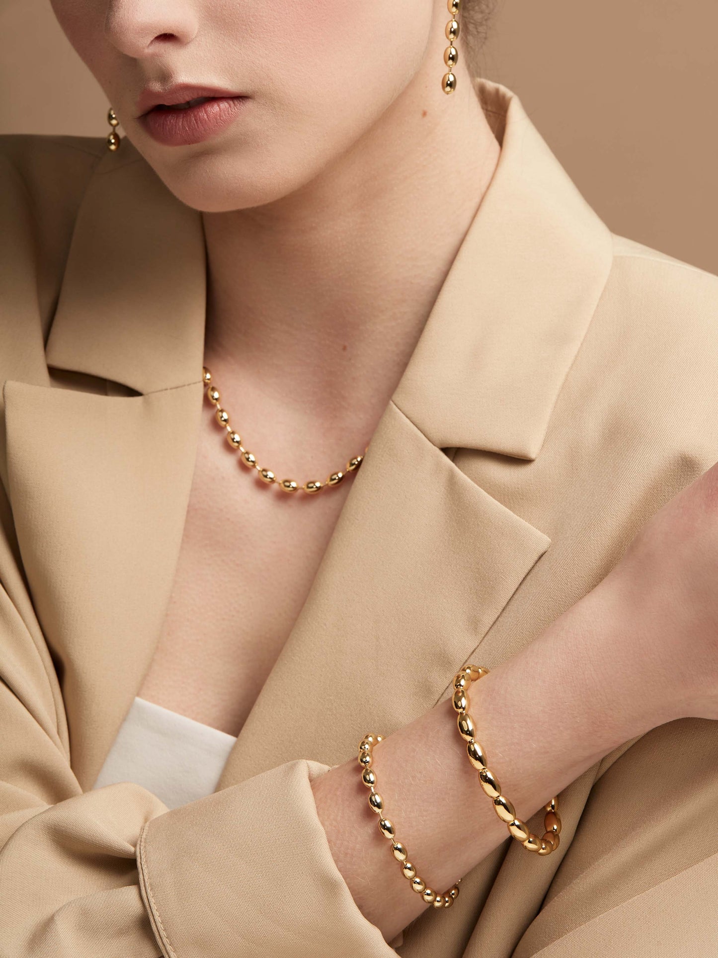 Beaded Magnetic Closure Bracelet: Gold