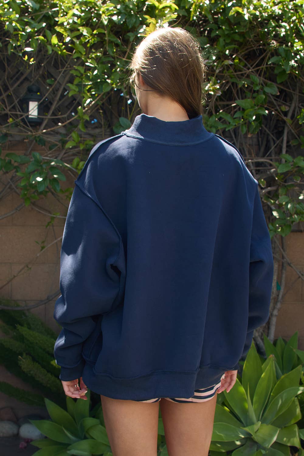 Lucky Duck Mockneck
