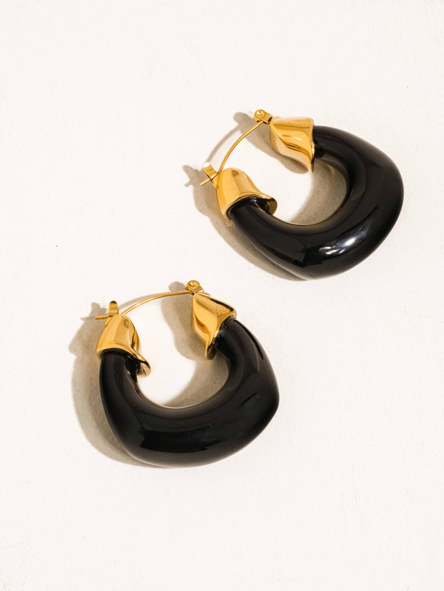 Arlowe 18K Gold Non-Tarnish Resin Hoop Earrings: Brown