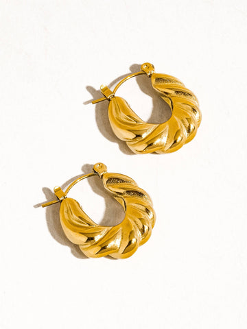 Kimberly 18K Gold Non-Tarnish Braided Hoop Earring