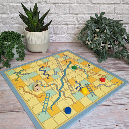 Snakes & Ladders - Pyramid Games