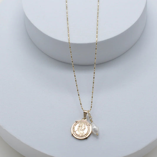 Sasha Pearl Necklace