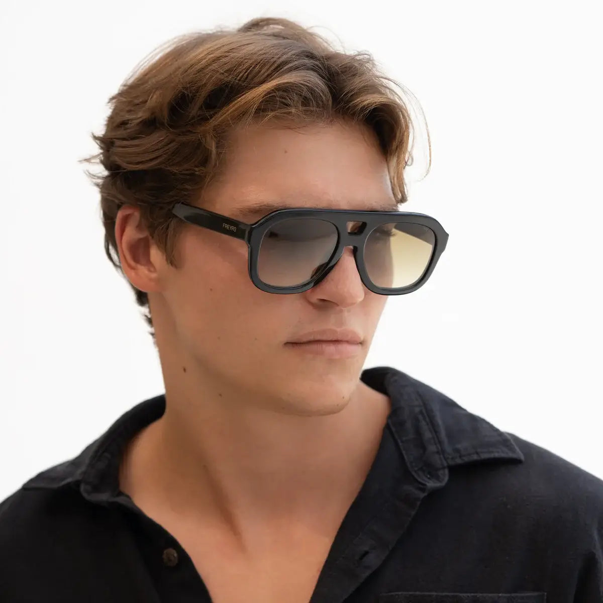 Voyager Aviator Sunglasses: Yellow tortoise