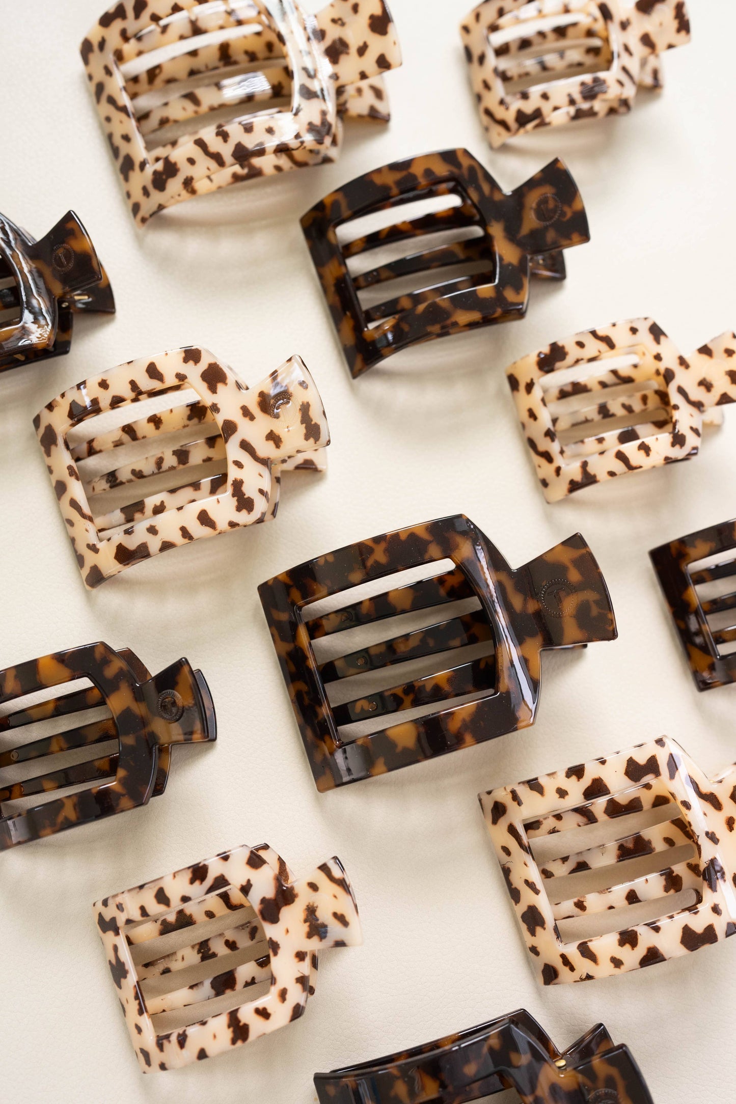 TELETIES - Square Flat Hair Clip | Large | Blonde Tortoise