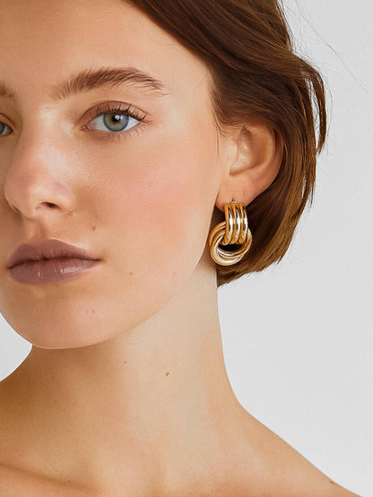 Wanda 18K Gold Non-Tarnish Classic Hoop Earring