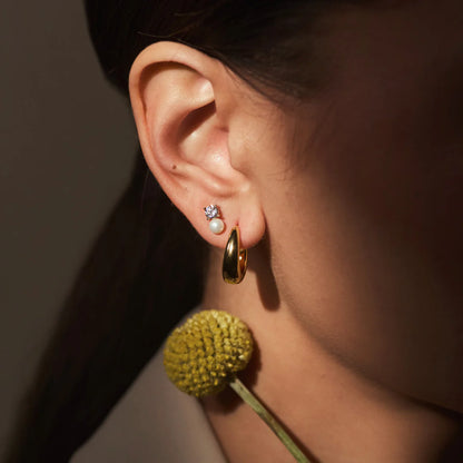 Francine Stud in Gold